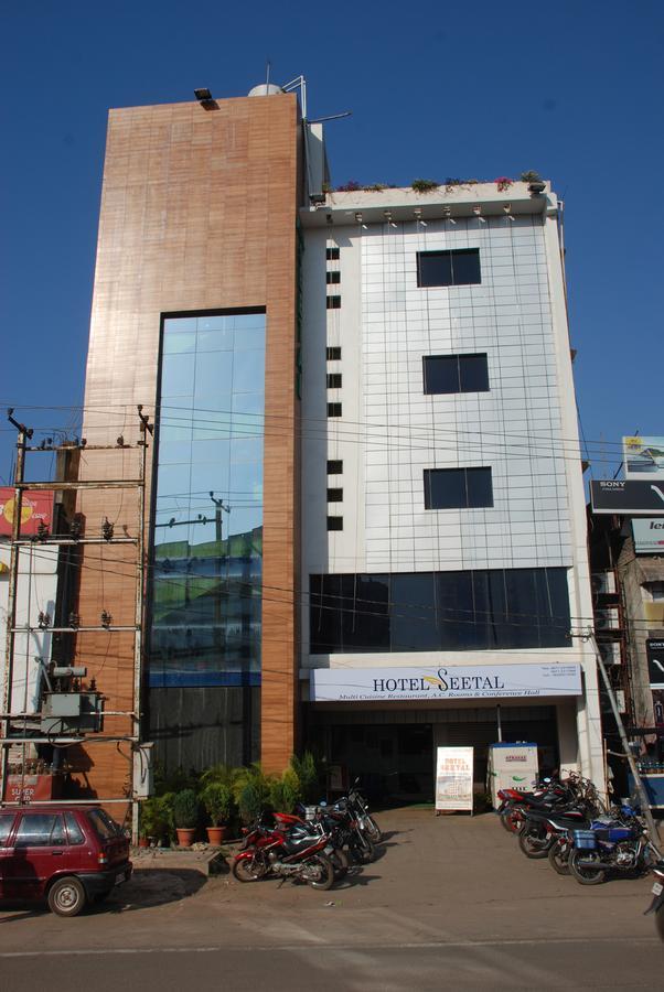 Hotel Seetal Cuttack Buitenkant foto